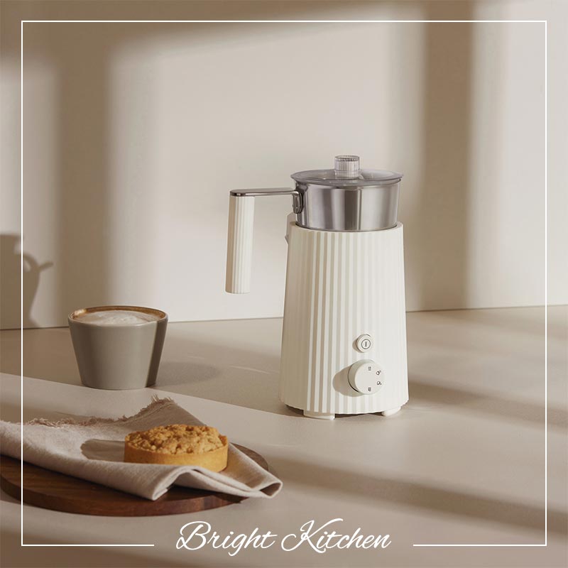Multi-Function Milk Frother White Plissé Michele De Lucchi
