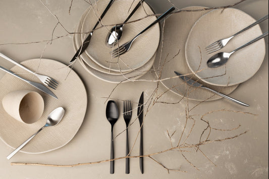 Belo Inox Obelisko Cutlery Set – Stainless Steel and PVD Black Finishes