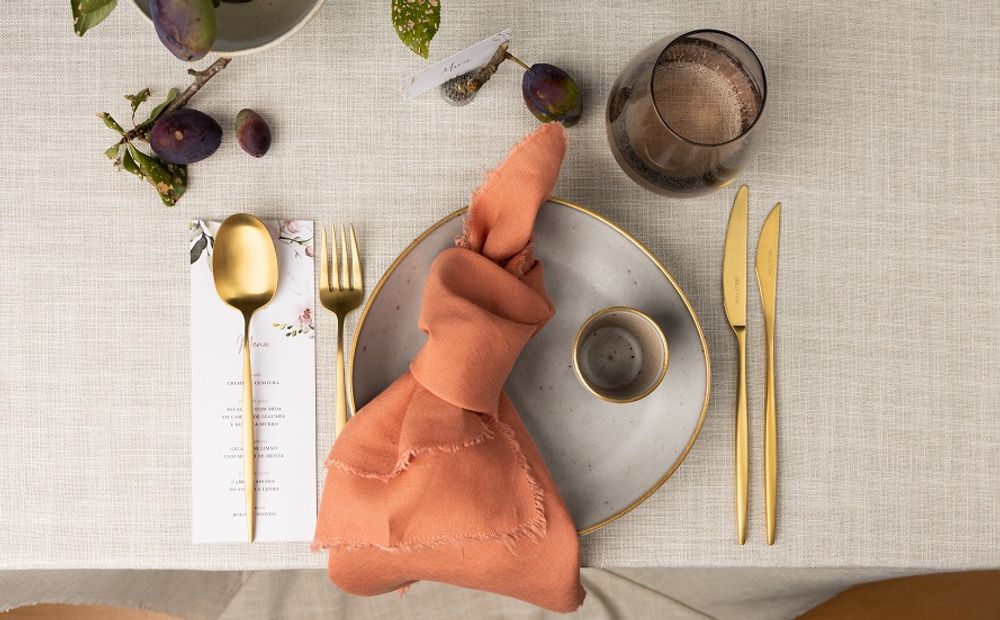 Belo Inox Spirit Gold cutlery set – handmade 18/10 stainless steel with 24K gold plated finish, made in Portugal.
