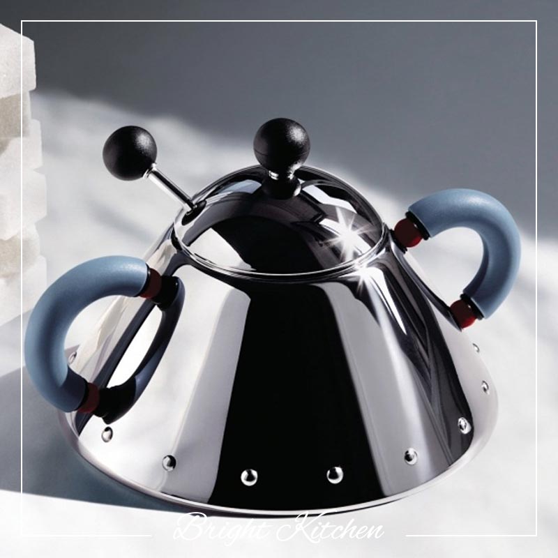 Induction Kettle White Michael Graves – Bright Kitchen