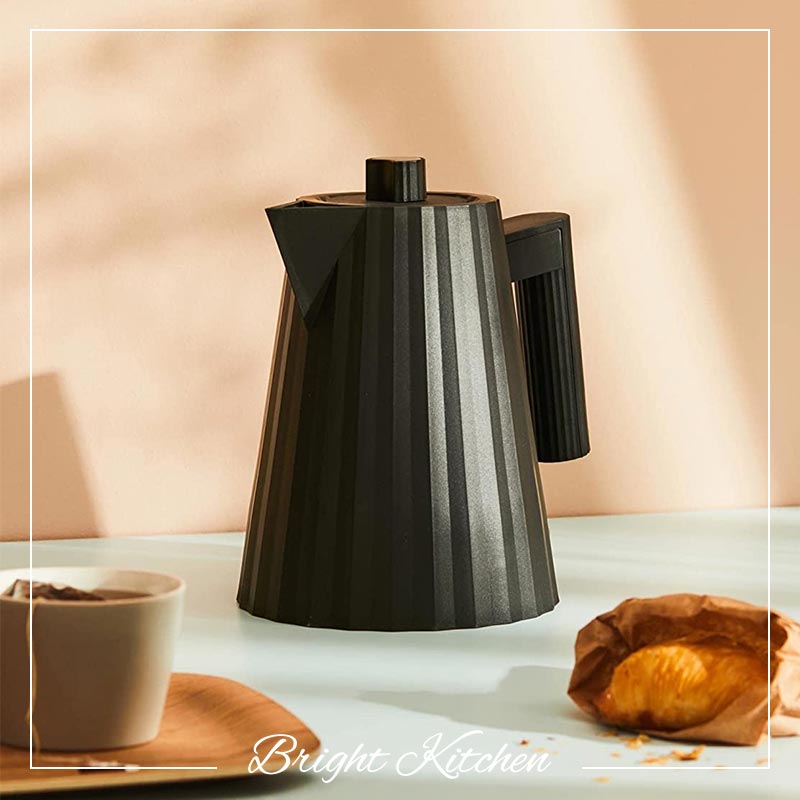Electric Kettle 1,7L Black Plissé Michele De Lucchi