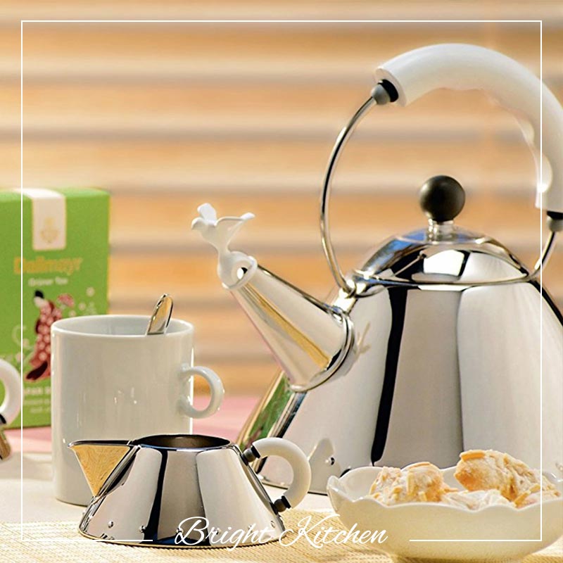 Electric Kettle White Michael Graves – Bright Kitchen